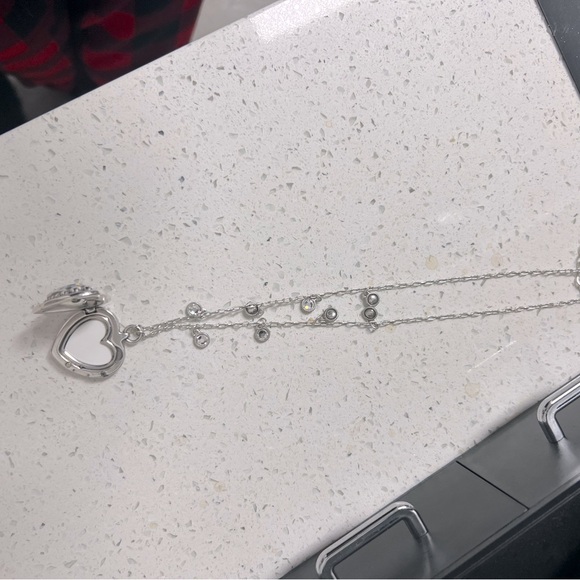 Necklace and bracelet set